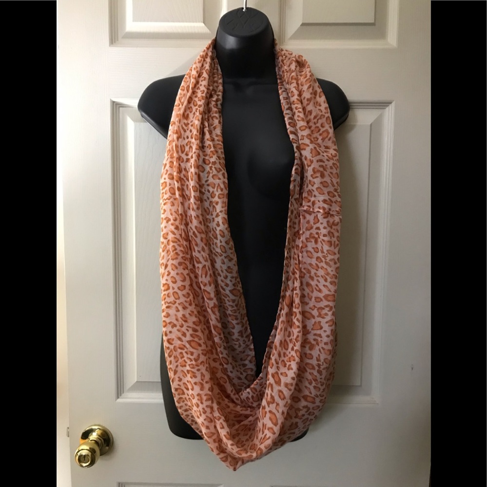 Infinity scarf